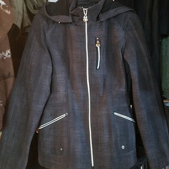 fitted zip up jacket